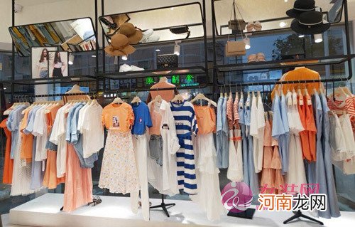 做服装批发怎么找客户 微信卖衣服起步技巧