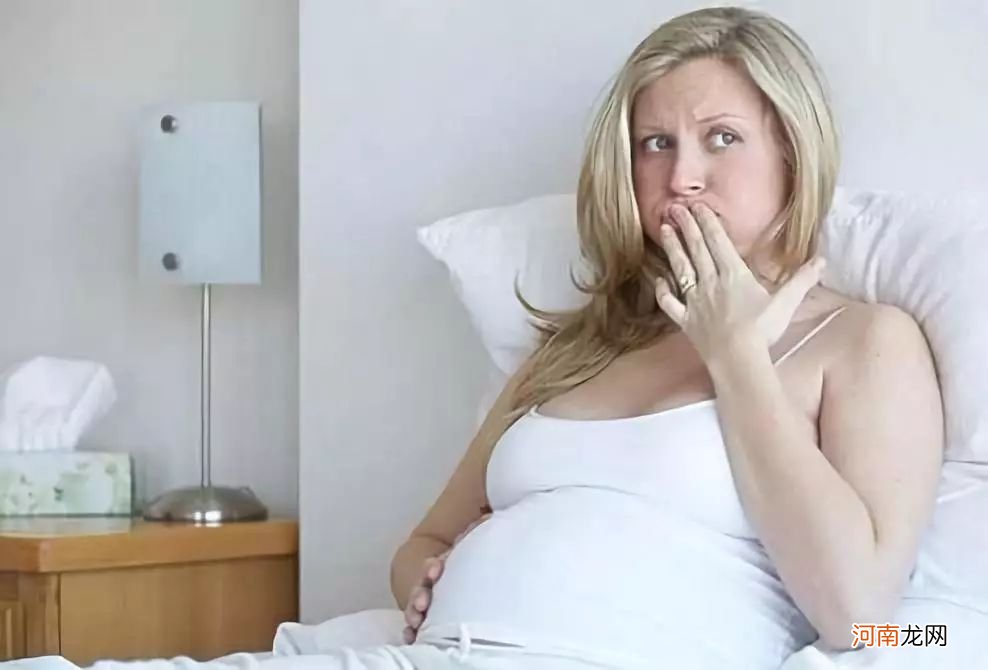 女人怀孕以后，“变大”的不止有肚子，这几个部位的变化也不小