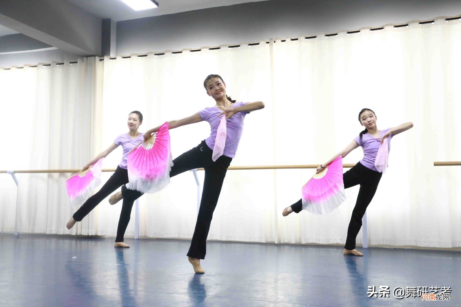古典舞与民族舞哪个容易学 古典舞和民族舞的区别