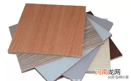 涂装板和木饰面板区别 饰面板和免漆板的区别