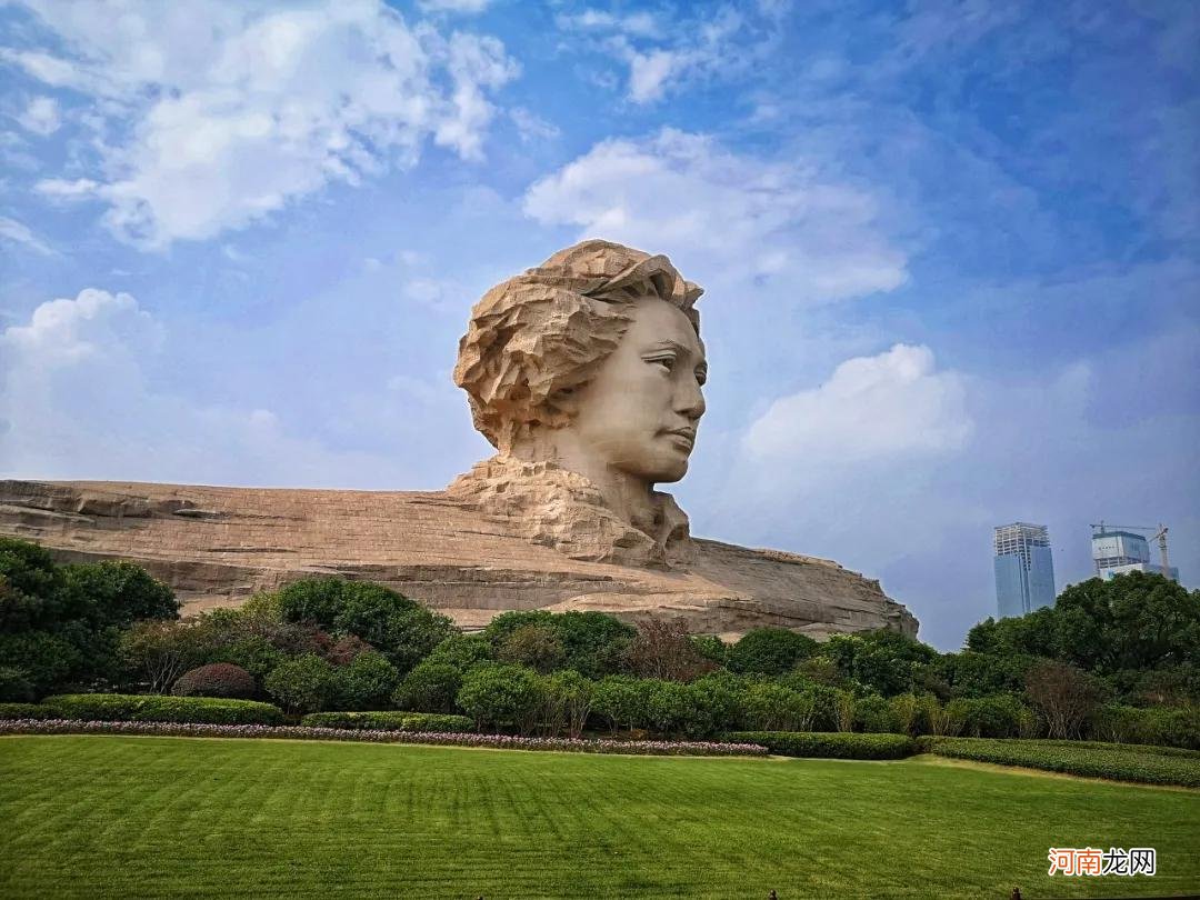 国内最值得去的十大旅游胜地 国内旅游景点推荐大全