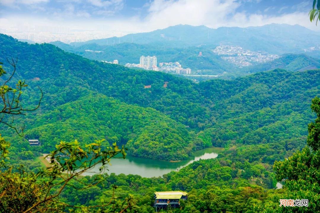 国内最值得去的十大旅游胜地 国内旅游景点推荐大全