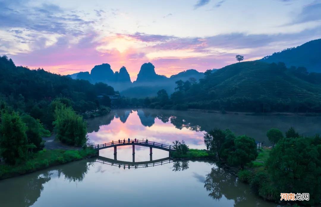 国内最值得去的十大旅游胜地 国内旅游景点推荐大全