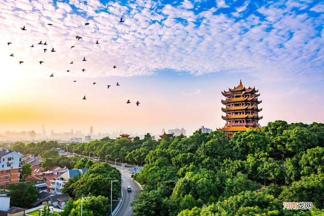 国内最值得去的十大旅游胜地 国内旅游景点推荐大全