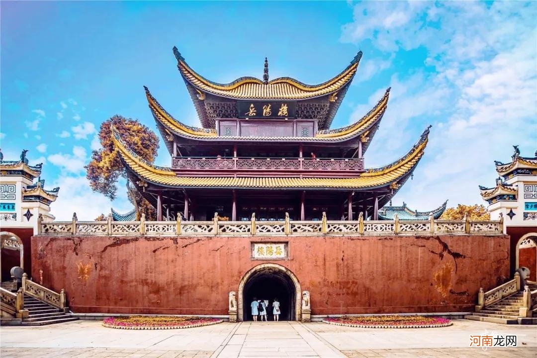 国内最值得去的十大旅游胜地 国内旅游景点推荐大全