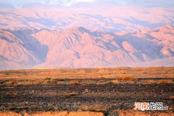 中国地势最低的盆地 世界上最低的盆地