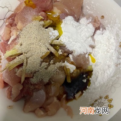 香菇鸡肉粥怎么做不腥 1岁宝宝香菇鸡肉粥的做法