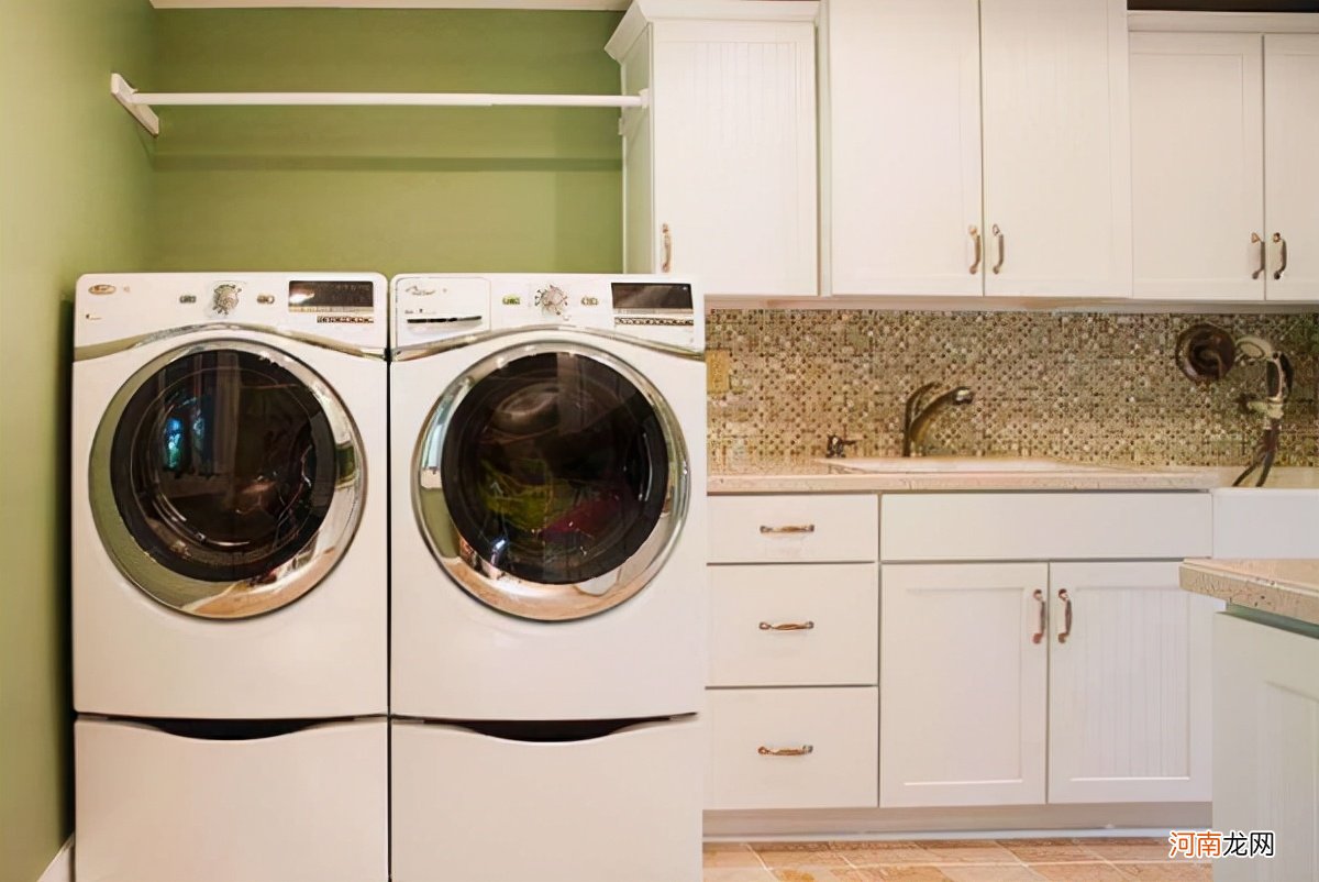 滚筒洗衣机怎么拿滤网 滚筒洗衣机的过滤网在哪里
