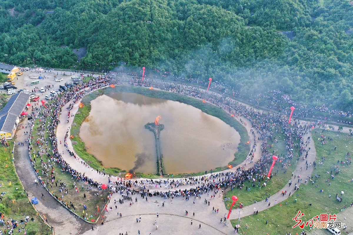 火把节是几月几日 火把节在每年的几月几日举行