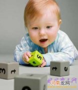 培养0-1岁宝宝感观能力的简单方法