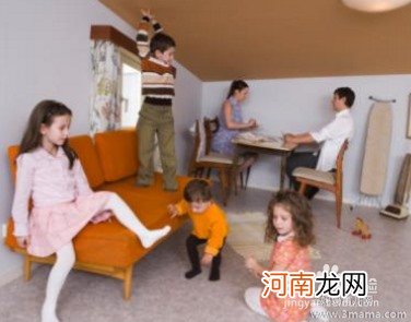 5招搞定宝宝太粘人了怎么办 没想到过度关心是害了宝宝