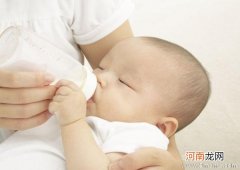 宝宝只认母乳不吃奶粉怎么办？一招比一招很！