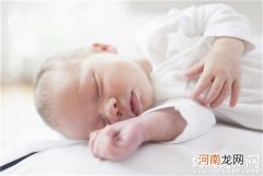 新生儿呼吸急促怎么回事 新生儿呼吸异常的两大危害