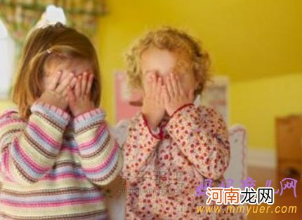 孩子胆小怕黑怎么办 练胆教育如何实行?