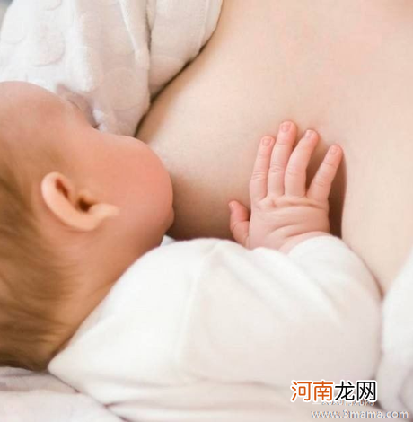 宝宝一吃母乳就拉肚子的两大原因后悔知道得太晚！
