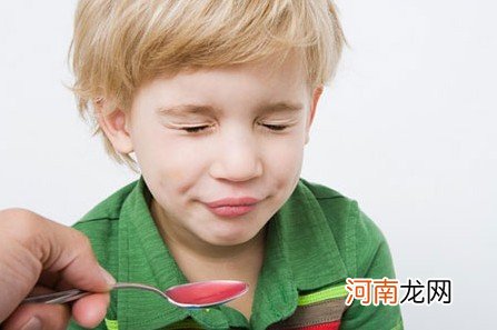 小孩咳嗽有痰吃什么好的快？最有效的食疗偏方