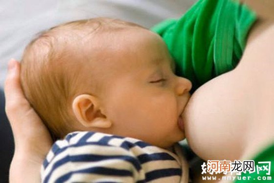 新生儿吃奶量标准 揭秘母乳喂养与人工喂养奶量与次数
