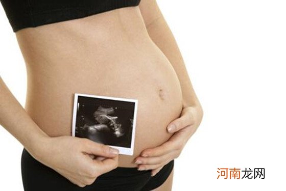 胎儿图片 一胎怀俩 怀孕双胞胎三个月肚子有多大