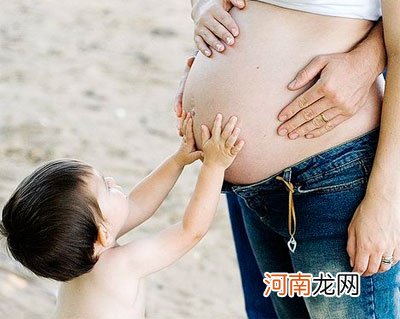 妇女自然分娩过程 女人顺产分娩的三个过程