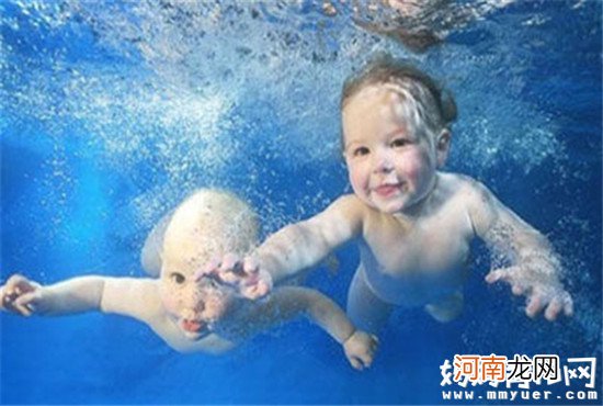 育儿专家告诉你宝宝游泳有什么好处 简直不要太科学！