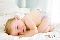 宝宝多大穿拉拉裤有讲究过早、过晚都不好