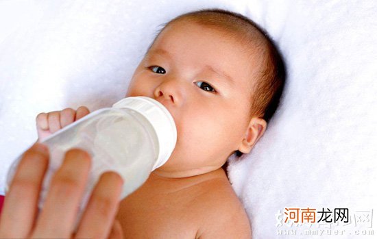 婴儿应该喝什么水你造吗 这两种水千万不能喝！