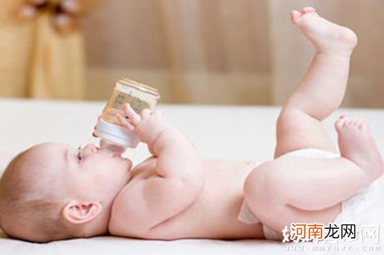 宝宝太小吃牛初乳会加重肾脏负担 牛初乳多大宝宝可以吃