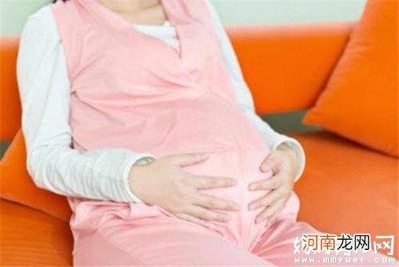 孕妇胃疼应该怎么办不用愁 两种姿势可缓解