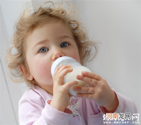 宝宝混合喂养要喂水吗 盘点宝宝混合喂养的相关事宜
