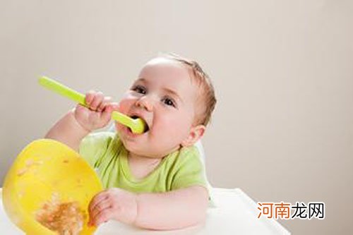 8月宝宝粥里放盐致命 婴幼儿食盐该如何把控？