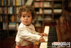 钢琴被誉为“乐器之王” 盘点女孩子学钢琴的五大好处