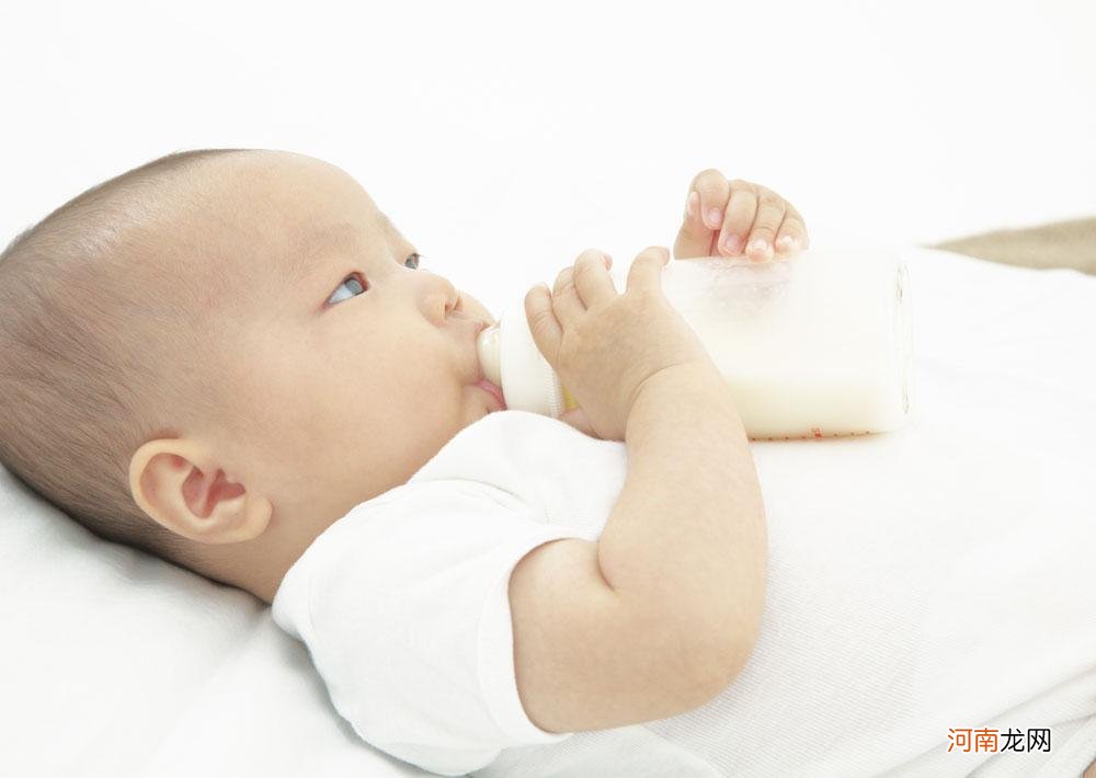 婴儿能不能喝牛奶