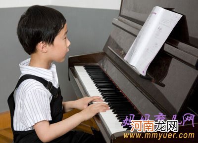 孩子学钢琴的最佳年龄是几岁？
