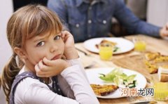 家长注意 9种原因导致宝宝不爱吃饭