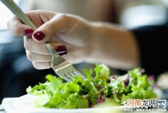 坐月子第一周吃什么好 顺产/剖腹产坐月子第一周食谱