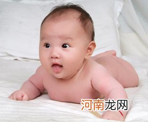 产前必读知识：小孩吐奶的护理小技巧