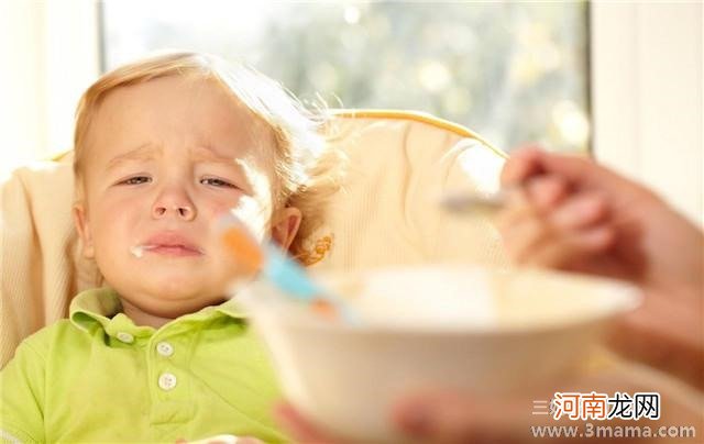 宝宝呕吐是什么原因 引起宝宝呕吐最常见的7大原