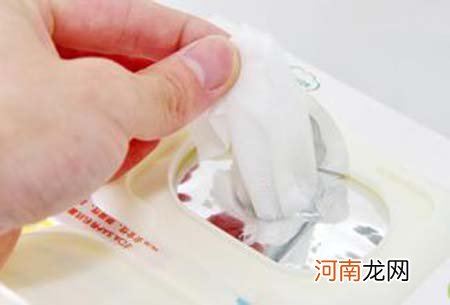 最亲肤的宝湿纸巾你买对了吗？10款产品深度评测