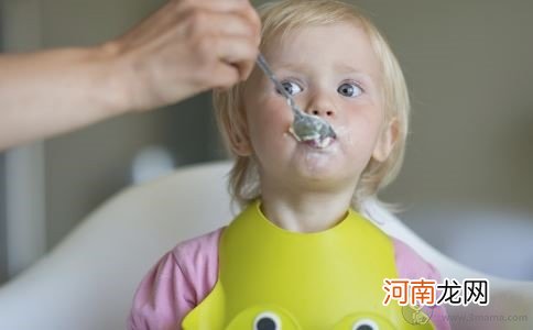 宝宝辅食怎么吃 比吃什么更重要