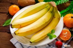 宝宝便秘吃什么水果好治便秘香蕉不如苹果好