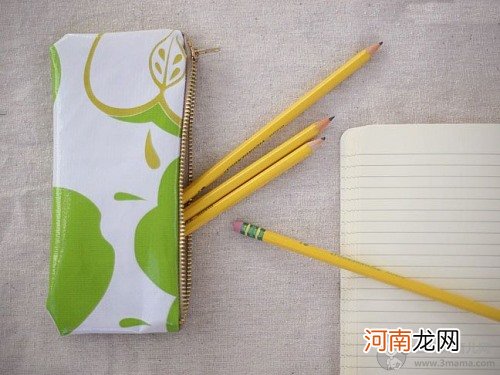 手工小制作：如何自制漂亮笔袋