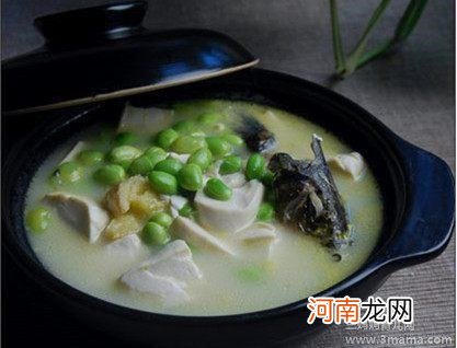 坐月子补虚健胃食谱——黄芪橘皮红糖粥