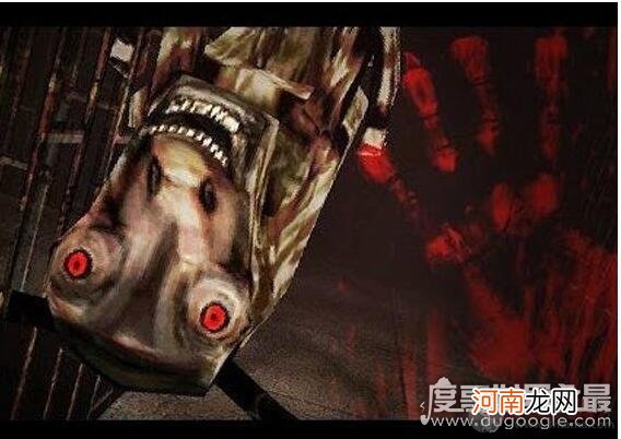 重庆最美女孩事件视频，一张流血变形的脸占满整个屏幕