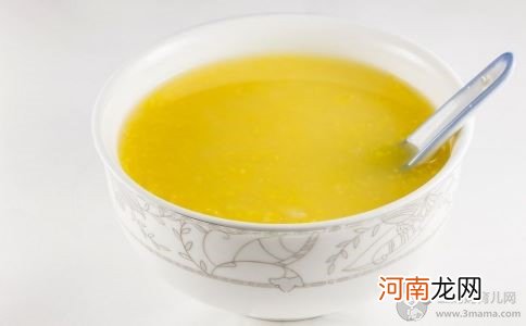 小儿便秘饮食加按摩疗法