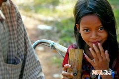 柬埔寨童妓好玩吗 为了钱父母丧心病狂让孩子未成年出来卖