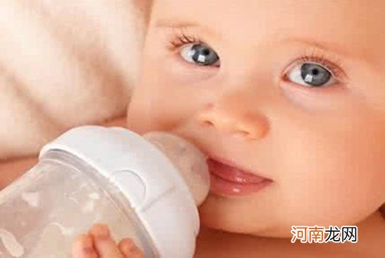 吐奶与溢奶是两码事 教你宝宝吐奶严重怎么办