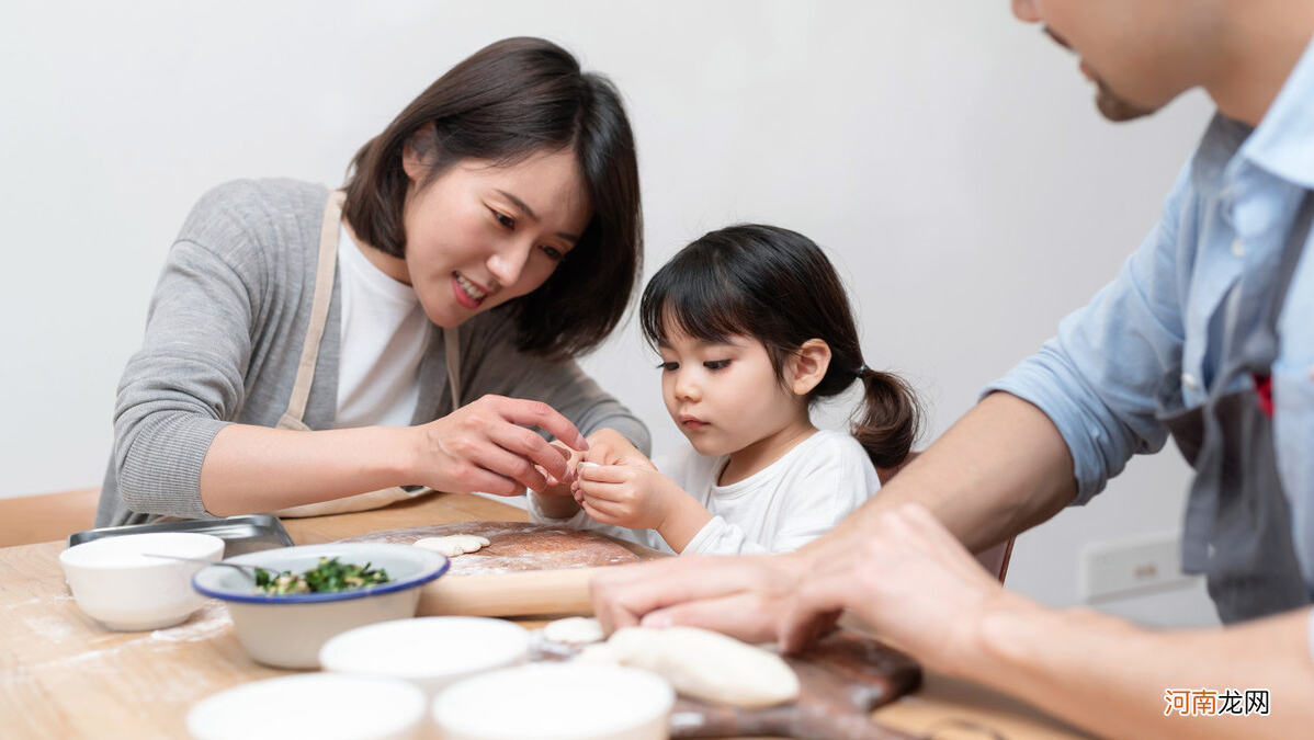 妈妈在这三个方面越“懒”，孩子才能越好地成长，将来会更加优秀