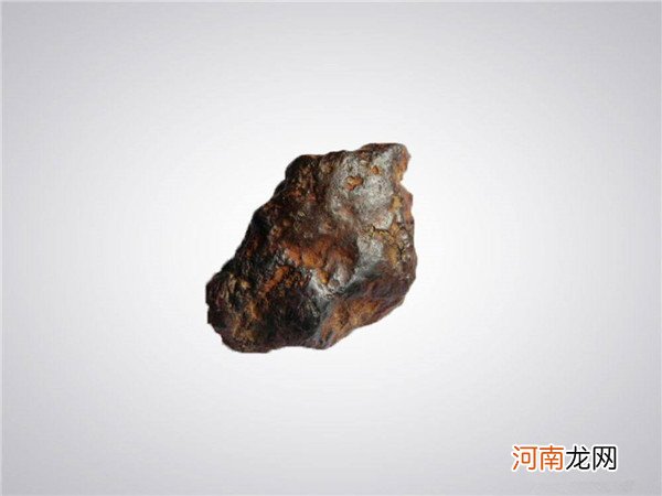 媒体剖析为何陨石价格发展迅猛?