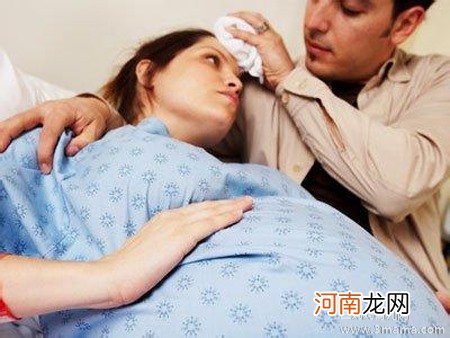 孕34周：孕妇阵痛常常从半夜开始