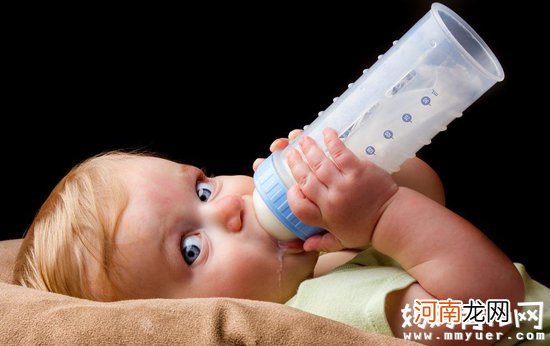 宝宝厌奶期的症状有哪些 新手麻麻你们造吗？